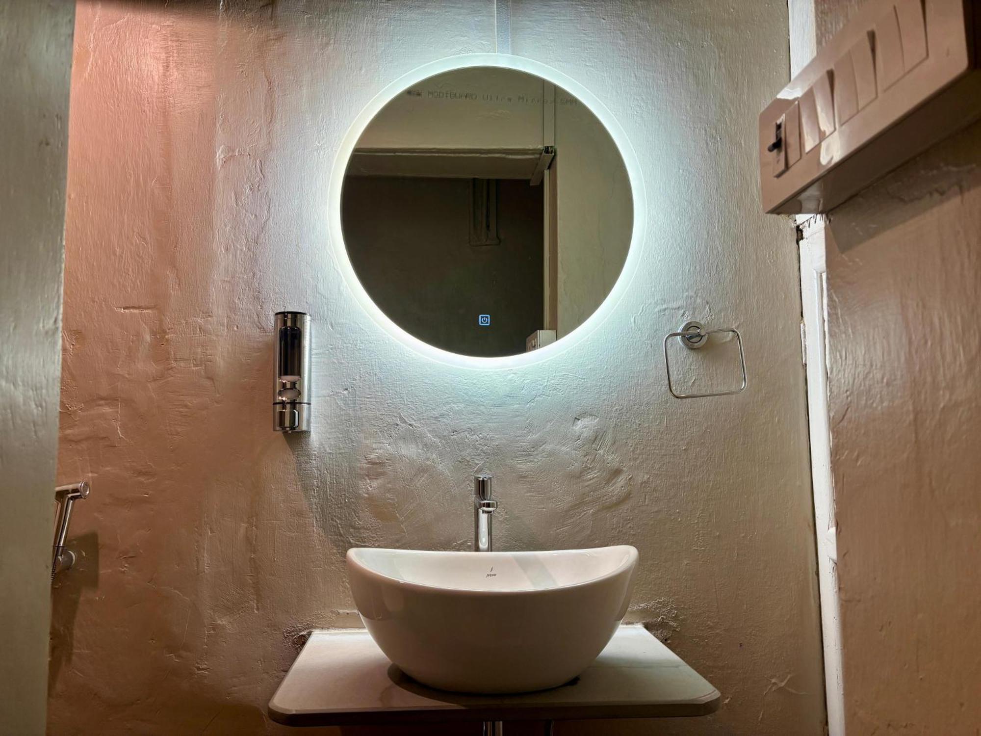 Homestay Vintage River Varanasi